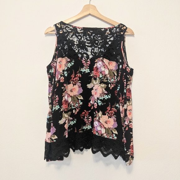 BKE Cold Shoulder Eyelet Lace Floral Tassel Shirt - Picture 6 of 9